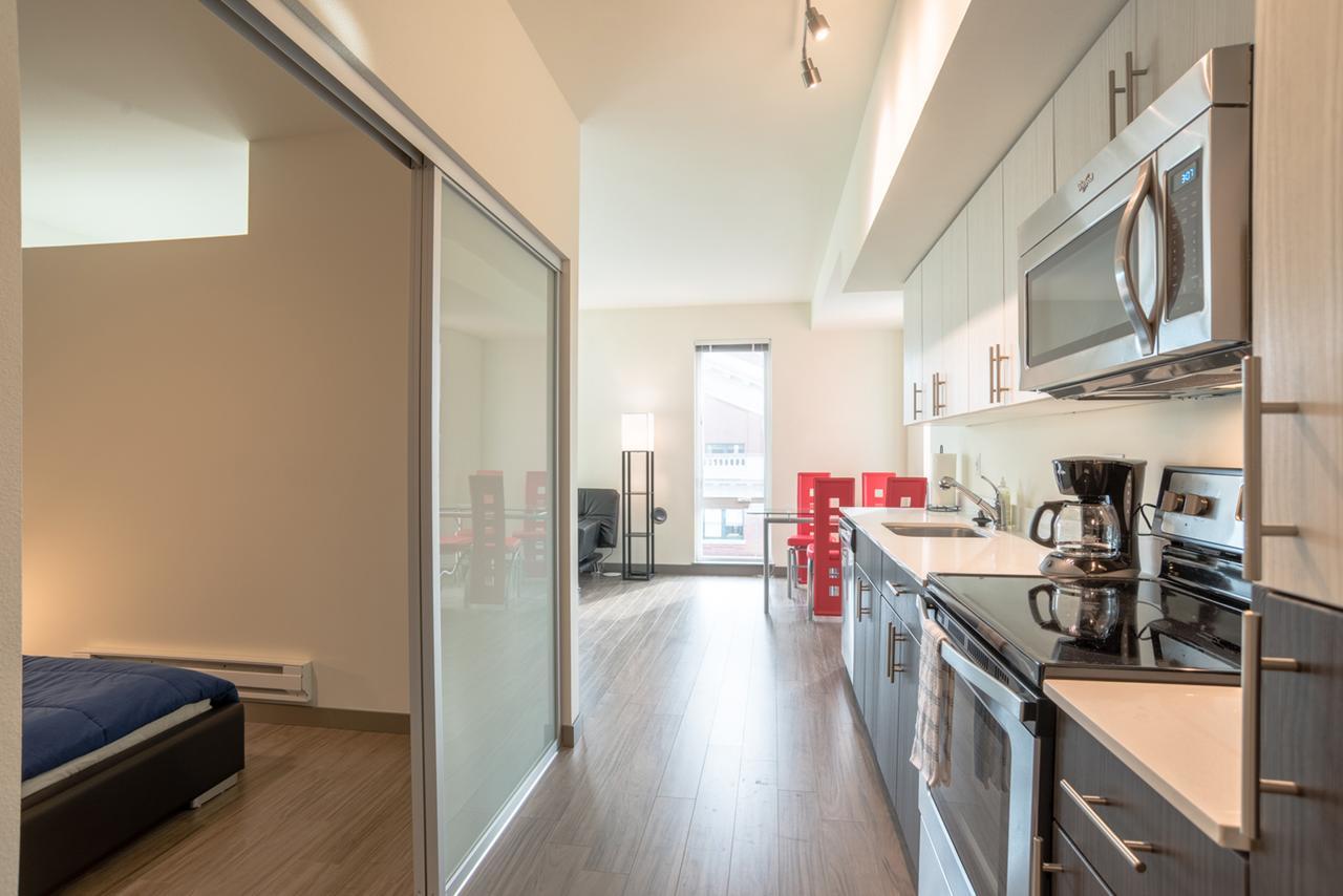 Fully Furnished Suites In Olympic Santa Monica Exterior photo