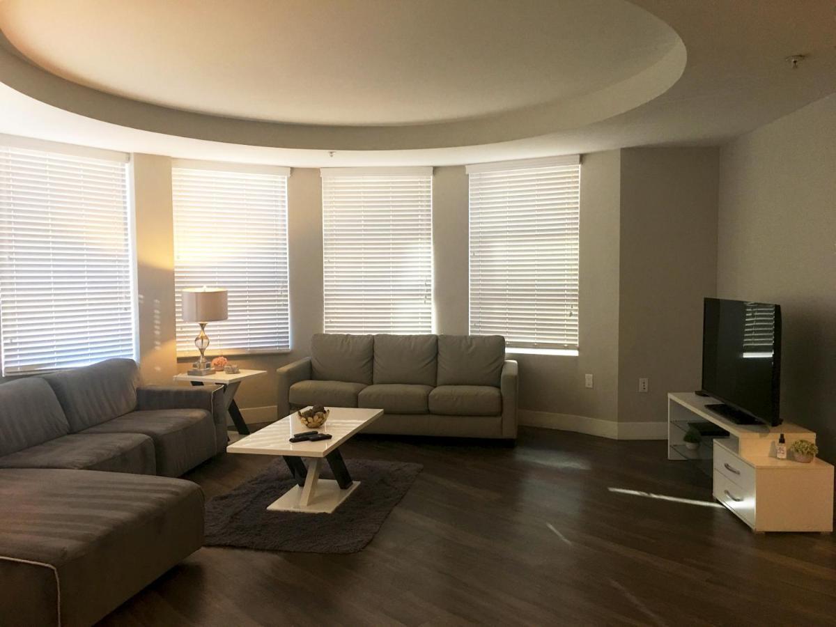 Fully Furnished Suites In Olympic Santa Monica Exterior photo